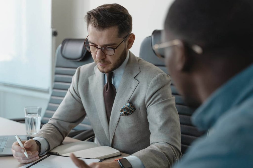 The Benefits of Consulting with a Business Expert