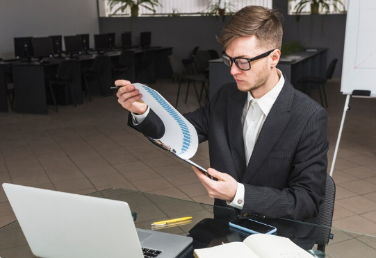 Understanding The Role Of A Certified Public Accountant In Your Business Success