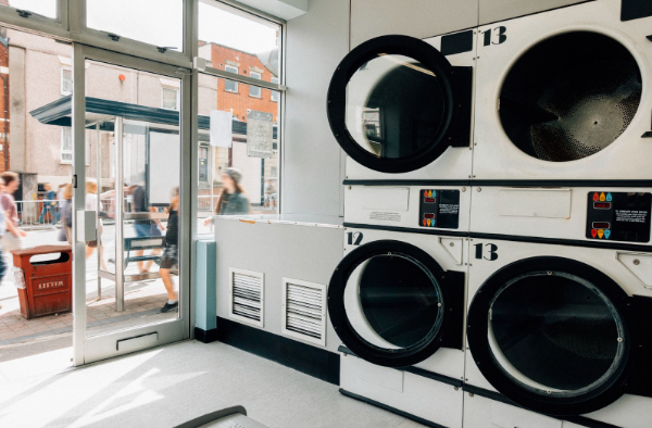 How to Choose the Best Laundromat Equipment for Your Business