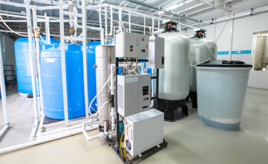 How a Commercial Reverse Osmosis Water System Can Improve Water Quality in Your Facility