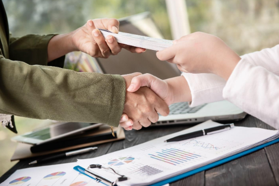 Top 5 Reasons to Join a Credit Union